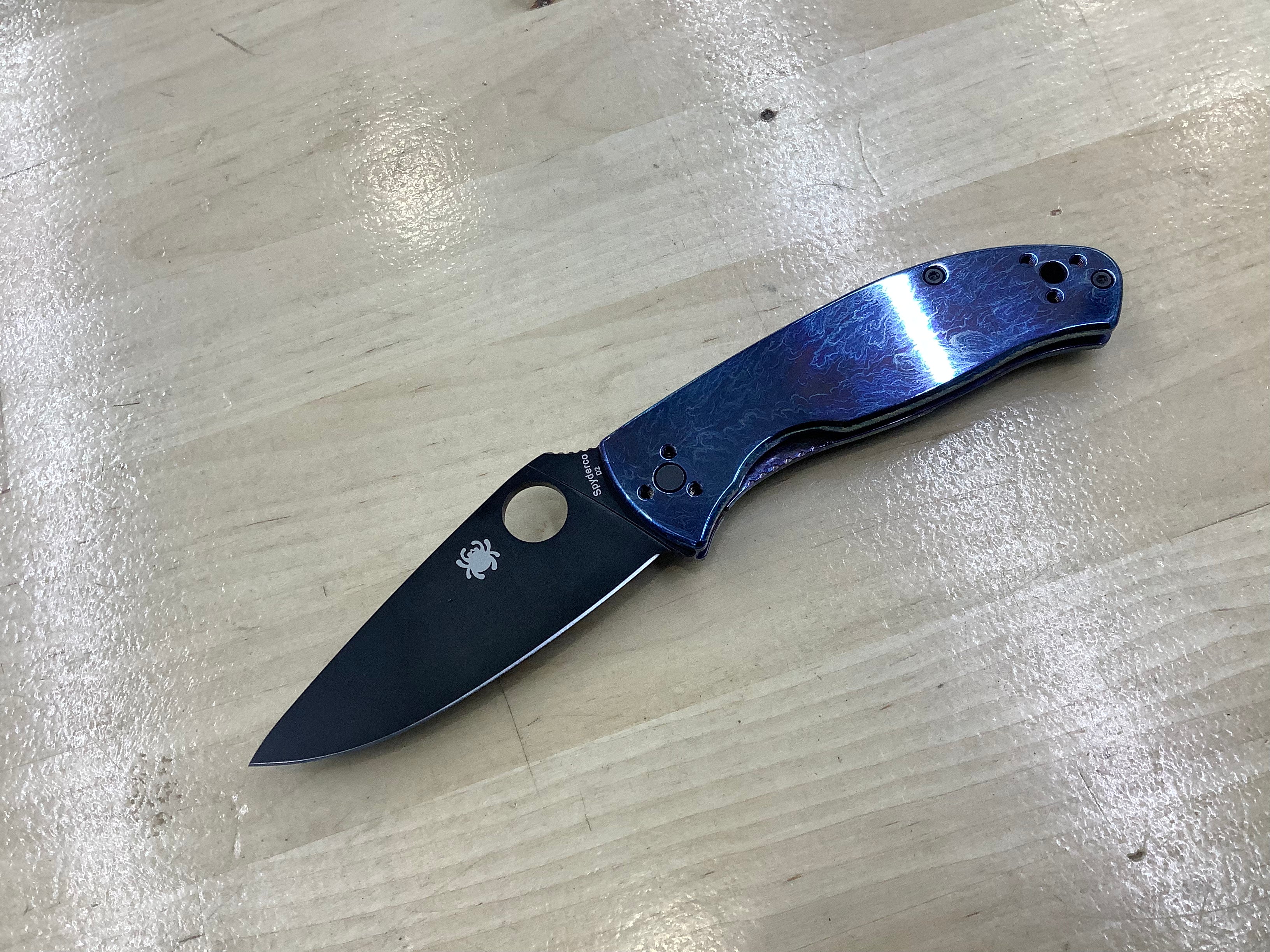 Spyderco Tenacious Titanium Dissary - Black D2 Blade - C122TIBLBKD2P