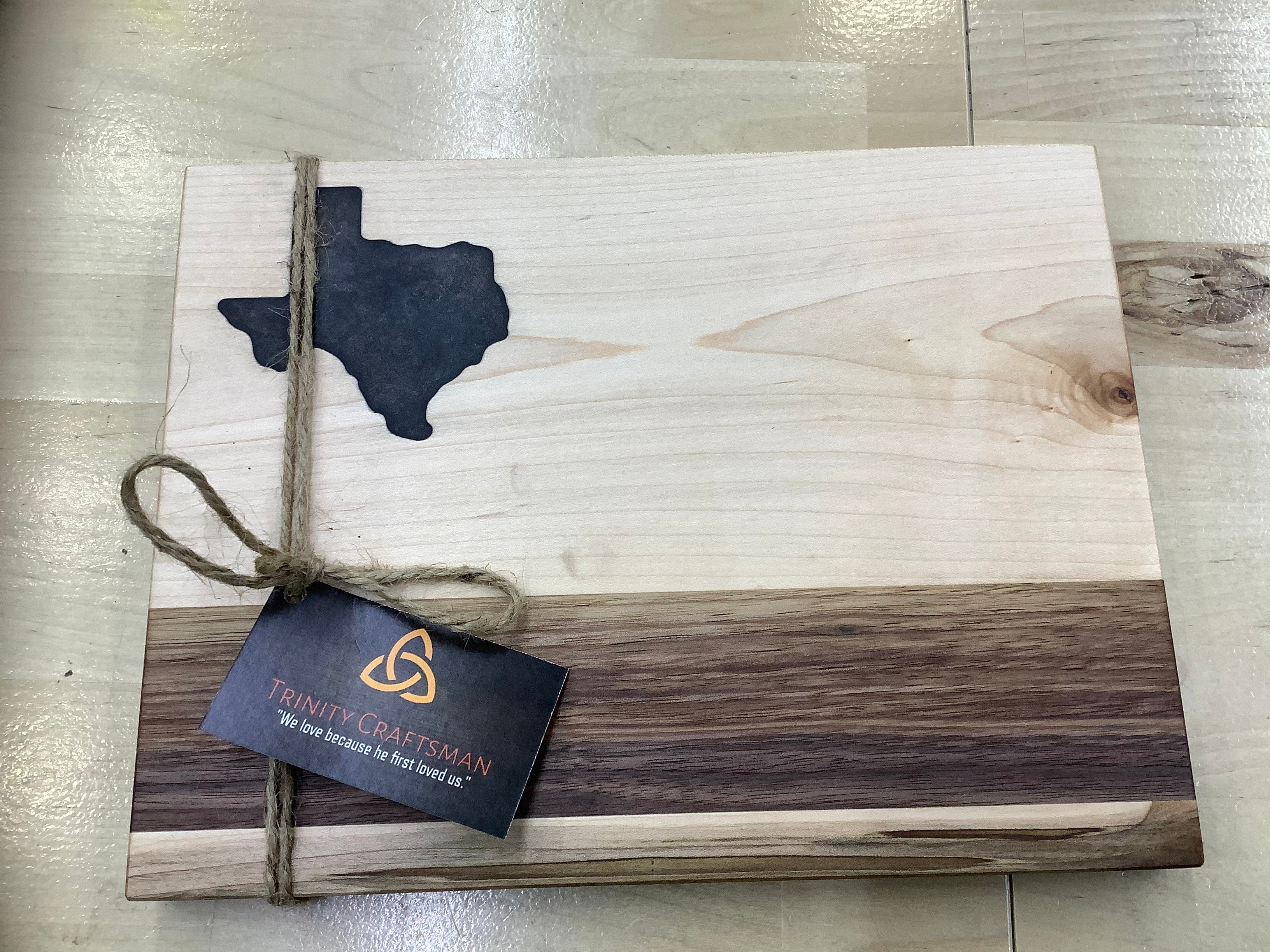 23MWTX1 Small Cutting Board Walnut & Maple with Texas