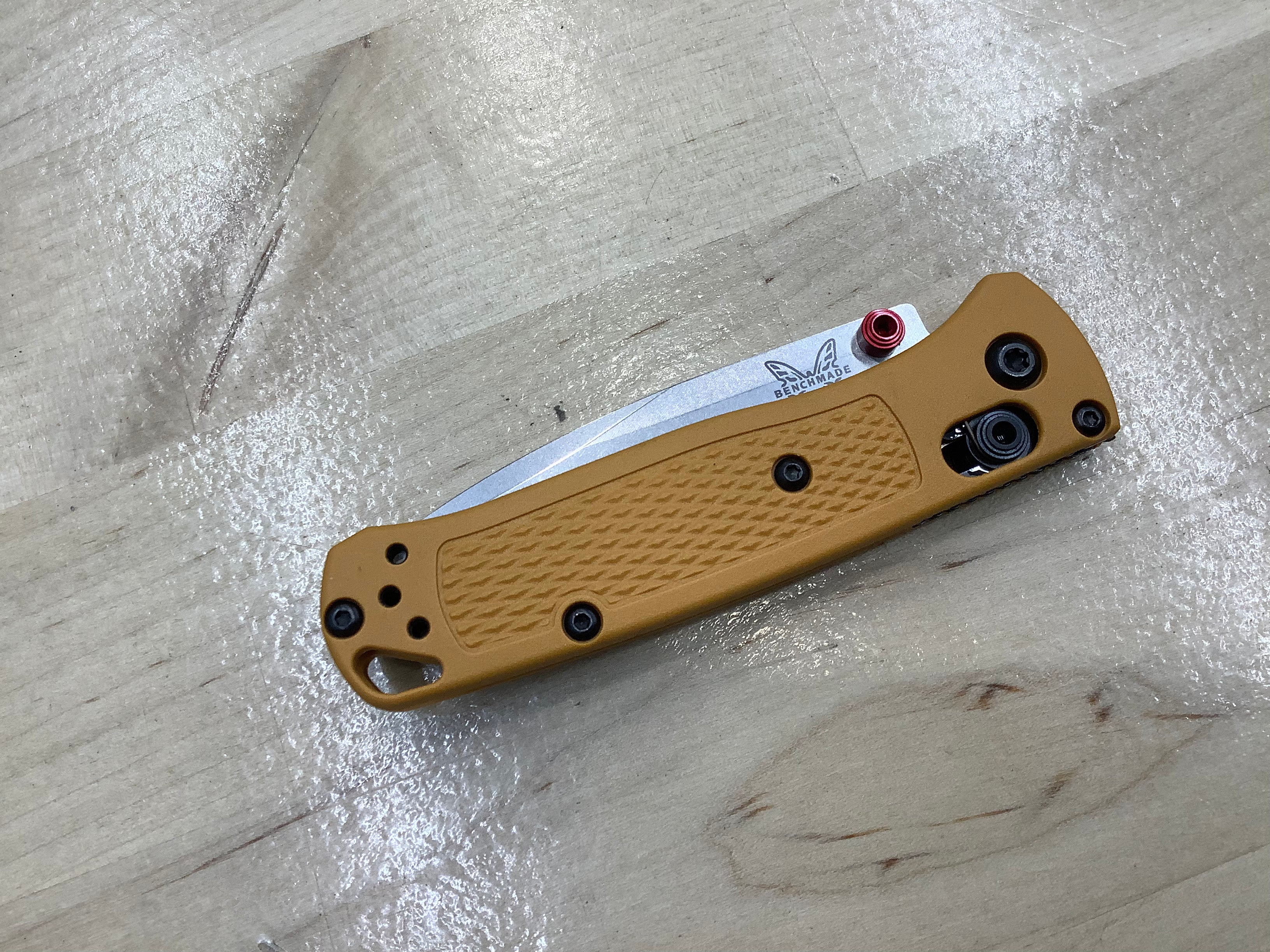 Benchmade Mini Bugout DayBreak Yellow Handle Satin Blade 533-08