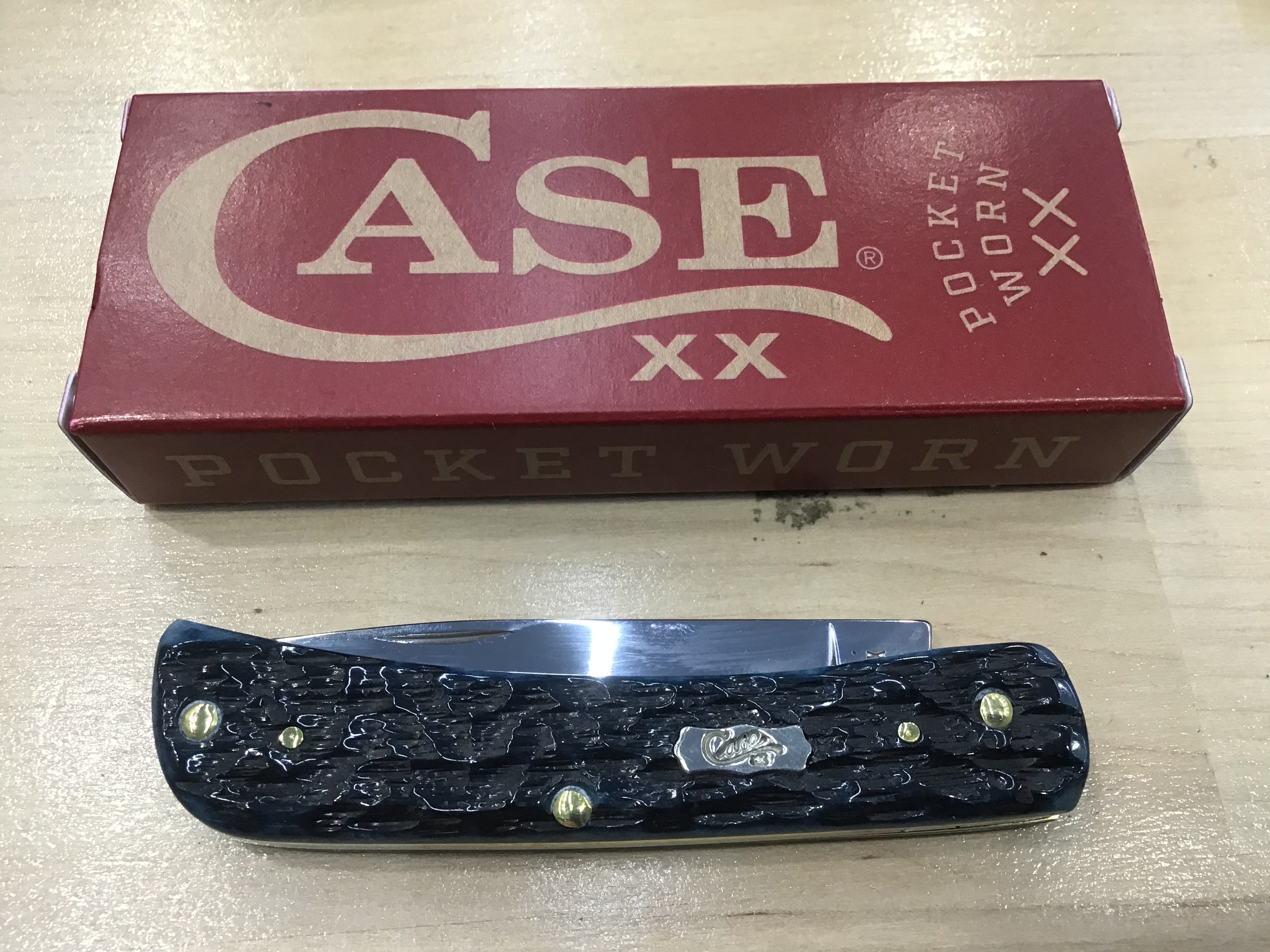 Case Sod Buster Jr. Pocket Worn Mediterranean Blue Bone