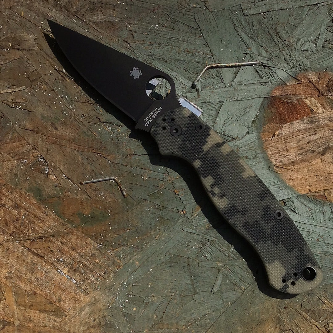 Spyderco Paramilitary 2 Knife Digi Camo (3.4" Black S45VN) C81GPCMOBK2