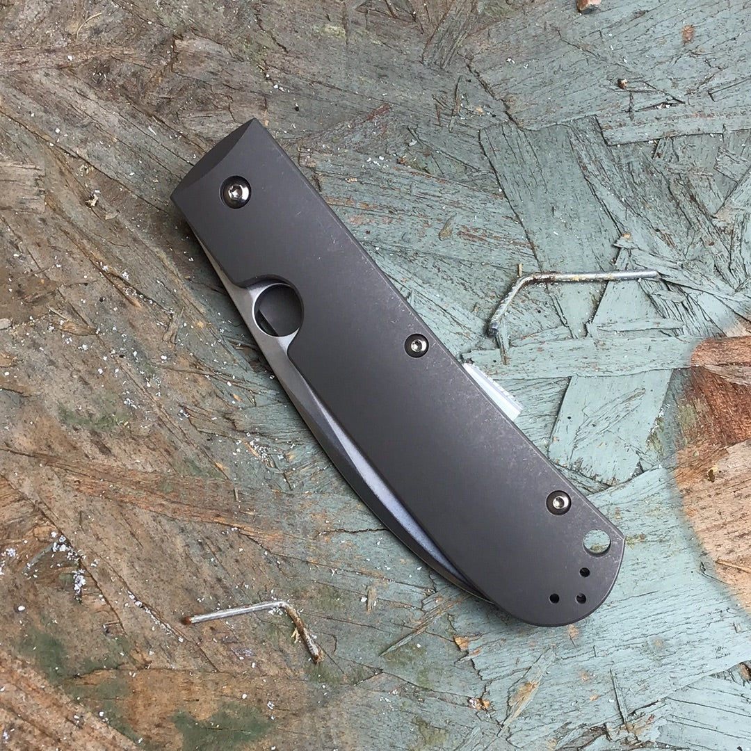 Spyderco SwayBack Frame Lock Knife (3.53" Stonewash XHP) C249TIP