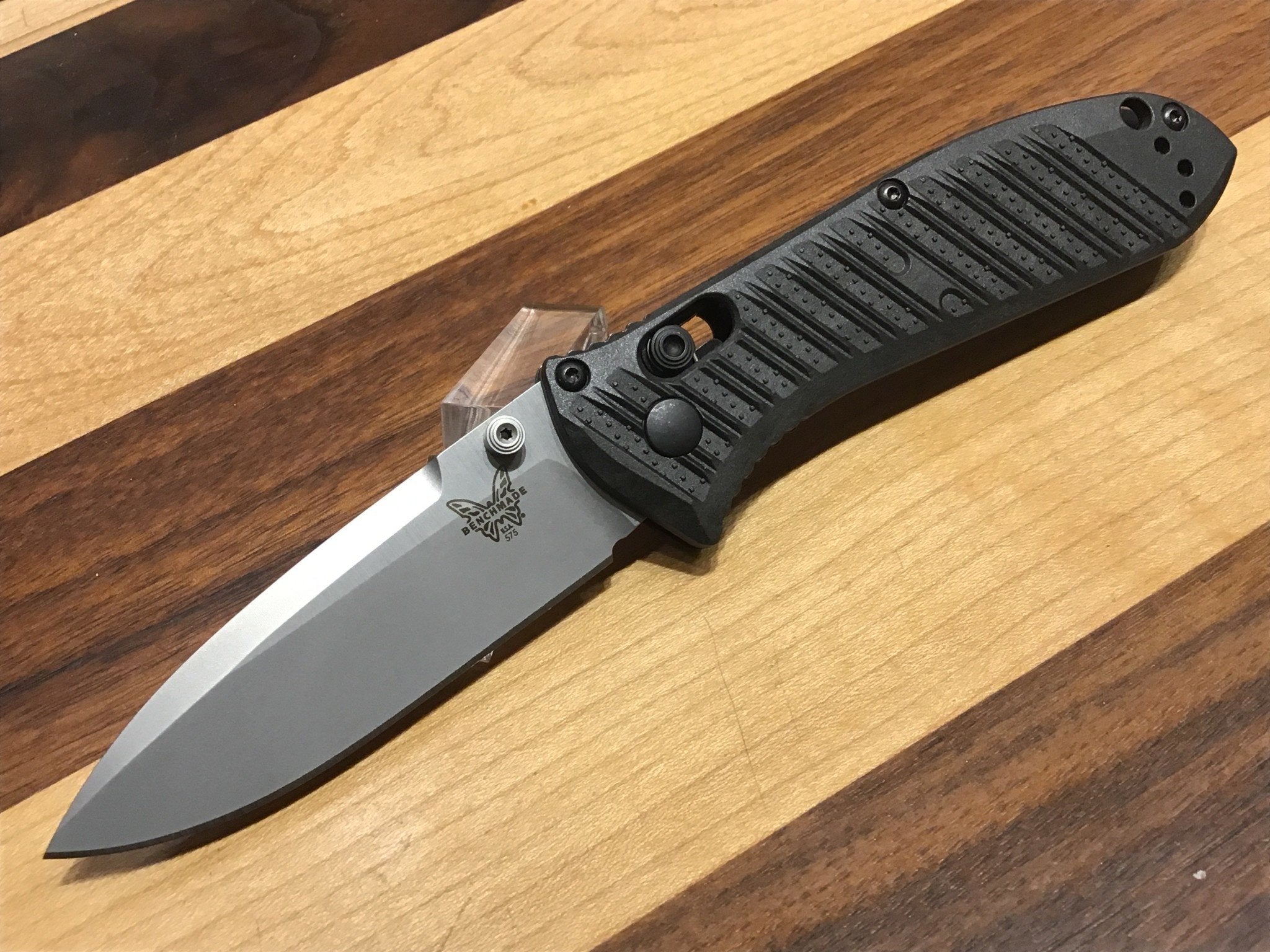 Bloqueo de eje Benchmade Mini Presidio II 575-1, mango CF-Elite