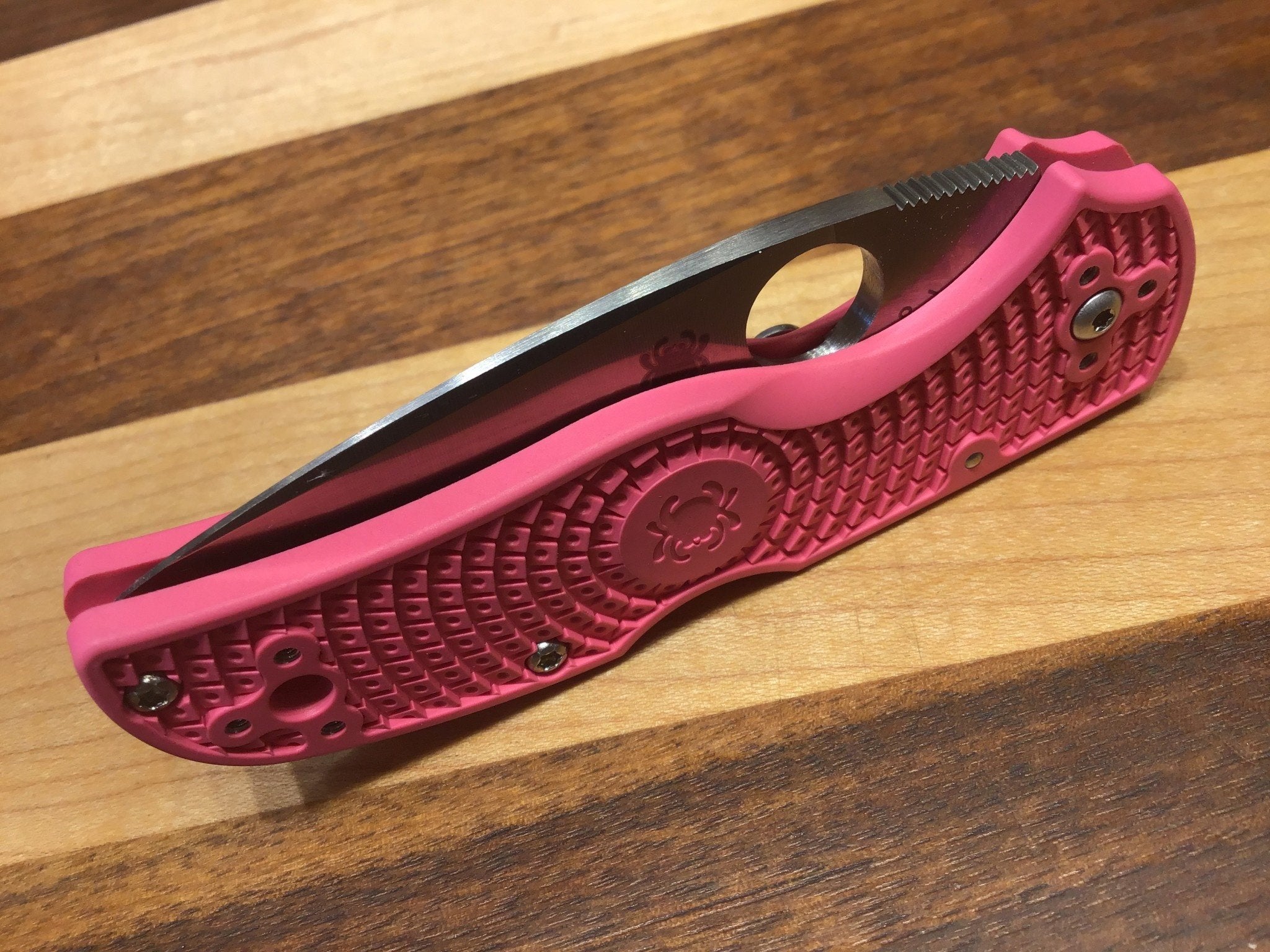 Spyderco Native 5 en FRN rose et CPM S30V