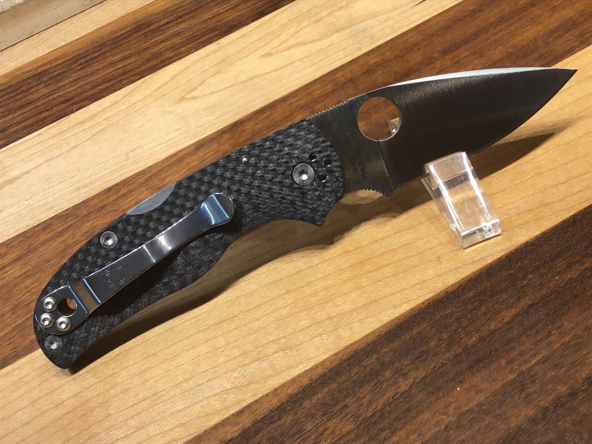 Spyderco Native 5 en fibre de carbone et CPMS90V