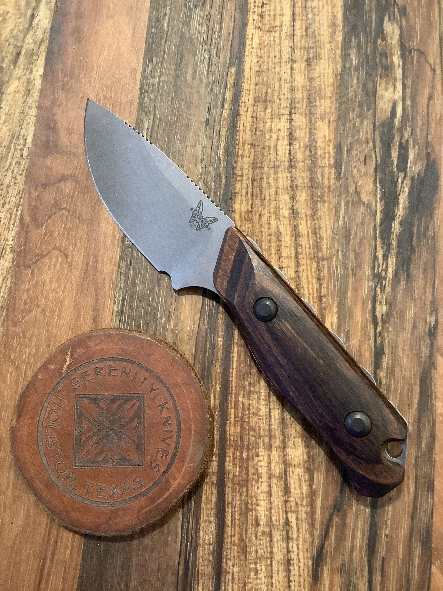 Banco de madera estabilizado fijo Hunter Hidden Canyon de Benchmade