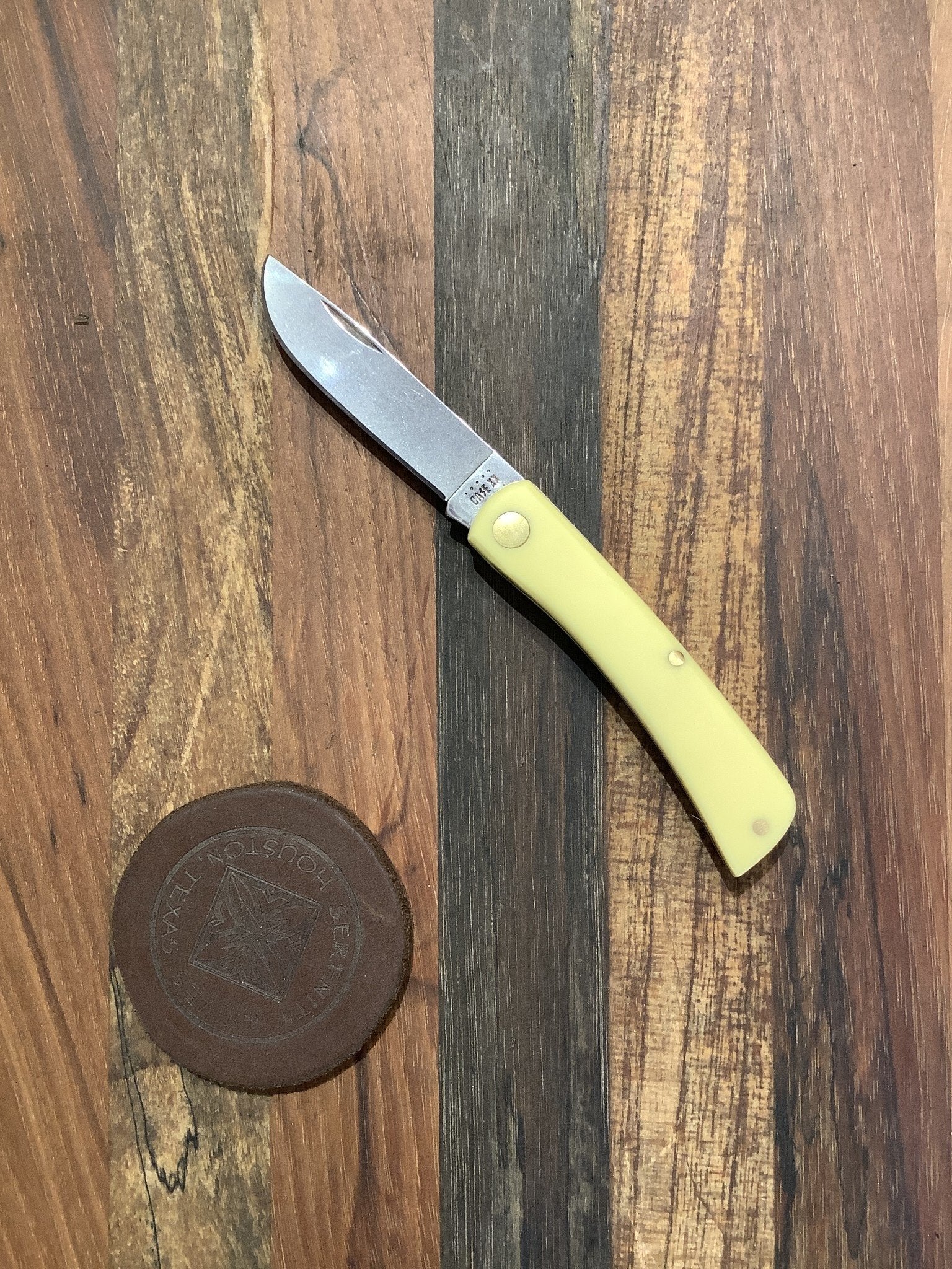 Case Sodbuster Jr. Yellow Synthetic with Tru-Sharp High