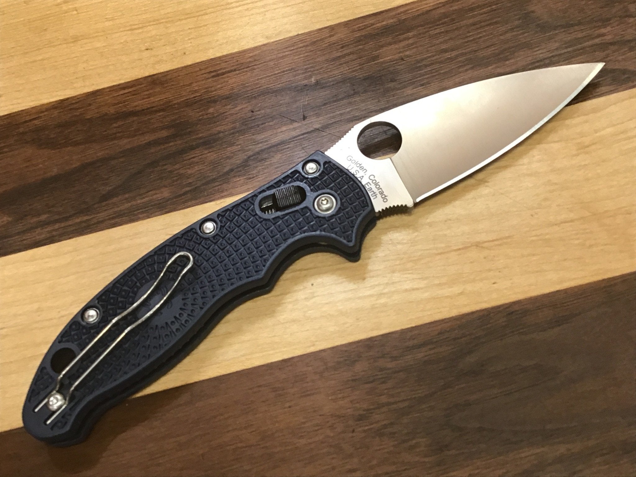 Spyderco Manix 2 en CPM S110V avec FRN bleu foncé