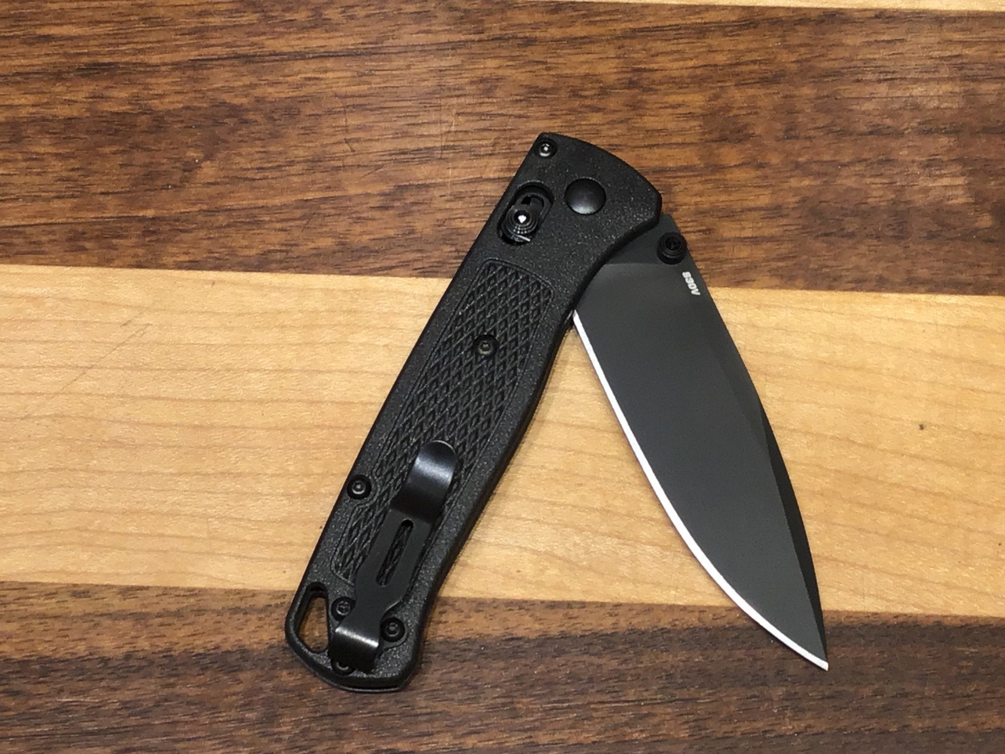 High-Quality 535BK-2 Bugout® Knife - Black Drop-Point